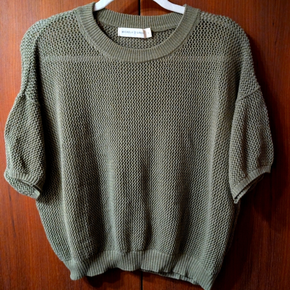 Michaela Greg sweater